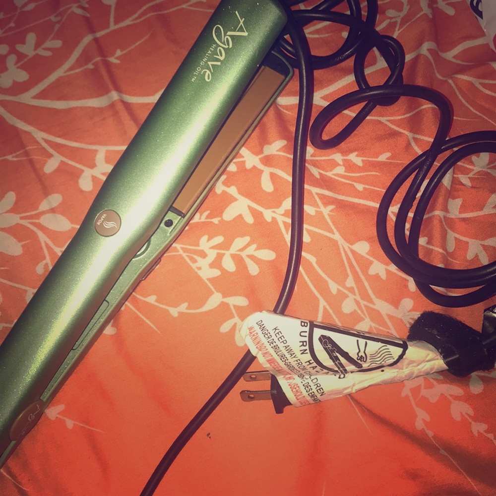 Agave Straightener